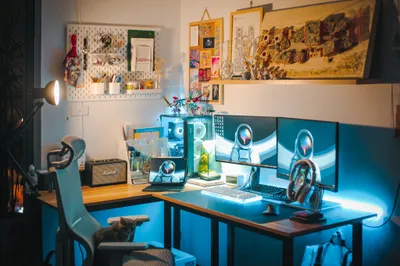 Topic cho sinh viên năm nhất: nên mua máy tính, laptop hay iPad?